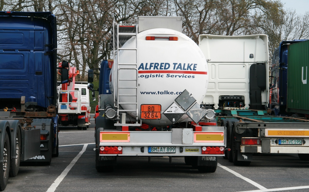 Tankwagen Gefahrgut Talke 3264 1200